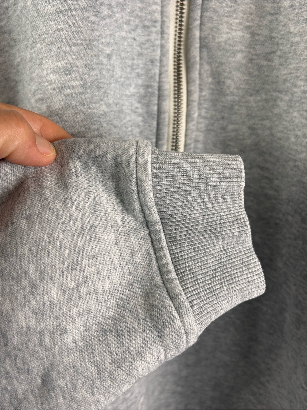 VUORI Restore Half Zip Fleece Pullover Light Heather Grey Women's EUC - Picture 8 of 10
